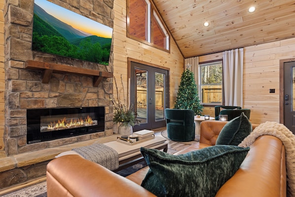 Studio (4 Bedrooms) | Property amenity - Mountain Ventures by Jackson Mountain Rentals (Pigeon Forge)