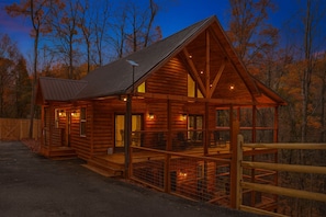 Studio (4 Bedrooms) | Property amenity - Mountain Ventures by Jackson Mountain Rentals (Pigeon Forge)