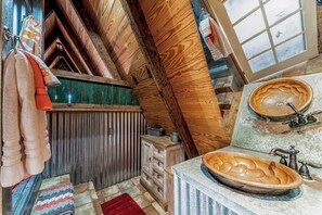 Studio (2 Bedrooms) | Property amenity - Pine Tin Inn by Ruidoso Vacation Rentals (Ruidoso)