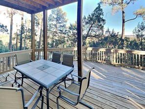 House (3 Bedrooms) | Property amenity - Ponderosa Paradise by Ruidoso Vacation Rentals (Ruidoso)