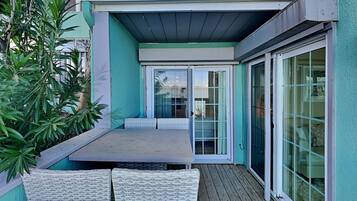 Casa, varias camas, patio (PV106) | Vista desde la habitación