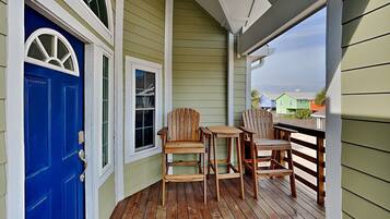 Estudio (3 Bedrooms) | Servicio de la propiedad