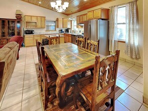 House (3 Bedrooms) | Property amenity - Mountain Paradise by Ruidoso Vacation Rentals (Ruidoso)