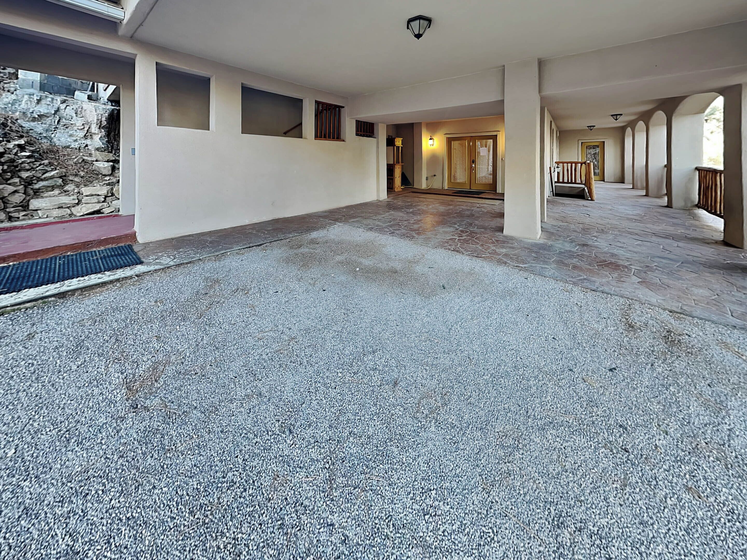 House (3 Bedrooms) | Property amenity