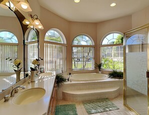 House, Multiple Beds, Pool Access, Pool View | Bathroom | Towels, toilet paper - Pelican Landing (Palm Coast)