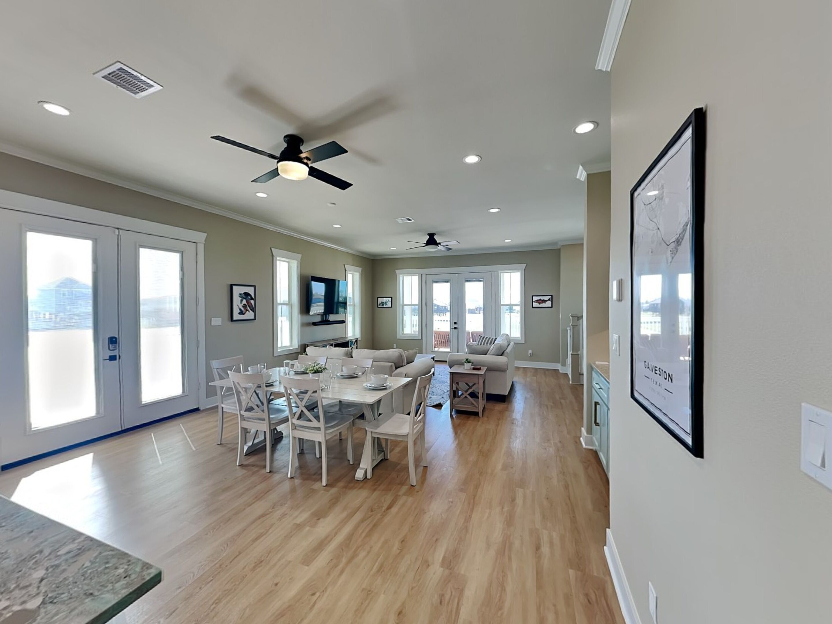House (3 Bedrooms) | Property amenity