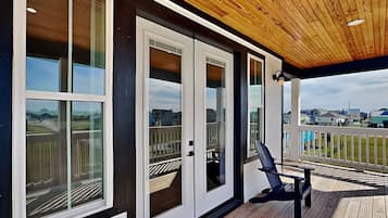 House (3 Bedrooms) | Property amenity