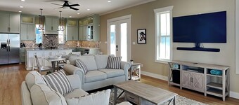 Pescador's Paradise by Ryson Vacation Rentals