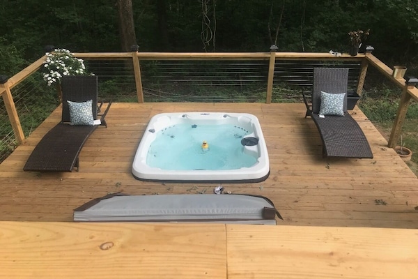 Bain à remous extérieur
