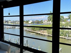 Interior - BAY VIEW CONDO & STEPS TO VANDERBILT BEACH! (Naples)