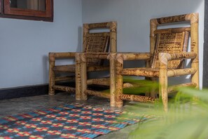 Standard Double Room | Terrace/patio - RR Homestay Kuta Lombok (Kuta)