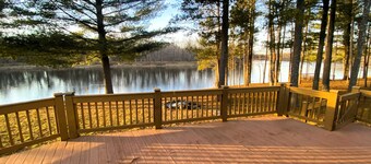 Beautiful waterfront and wildlife views in this quiet riverfront cabin