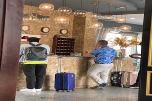 Lobby sitting area - Phuong Thuy Hotel Thu Duc near QL13 (Ho Chi Minh City)