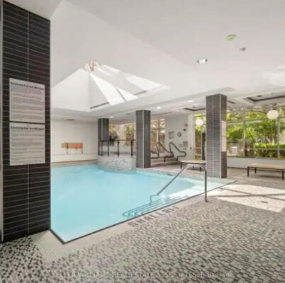 Spacious 3 bedroom 2 bathroom condo in the heart of Mississauga w/ parking!