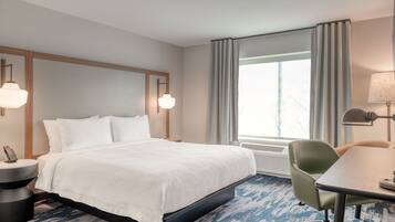 Ferros/tábuas de passar roupa, Wi-Fi de cortesia, roupa de cama