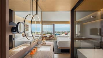 Ropa de cama de alta calidad, edredón y artículos del minibar gratis