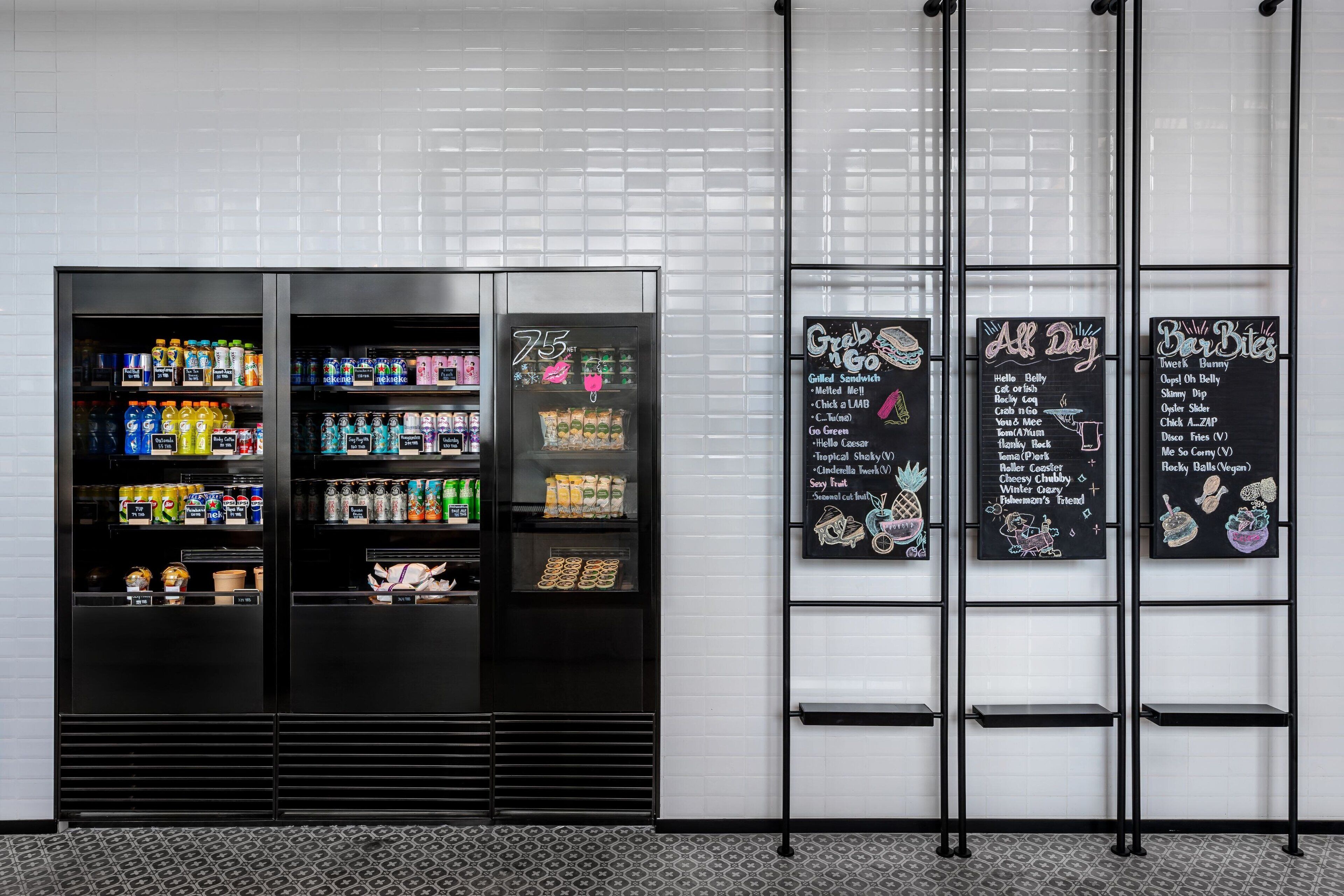 Photo - Moxy Bangkok Ratchaprasong