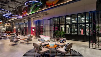 Bar lounge