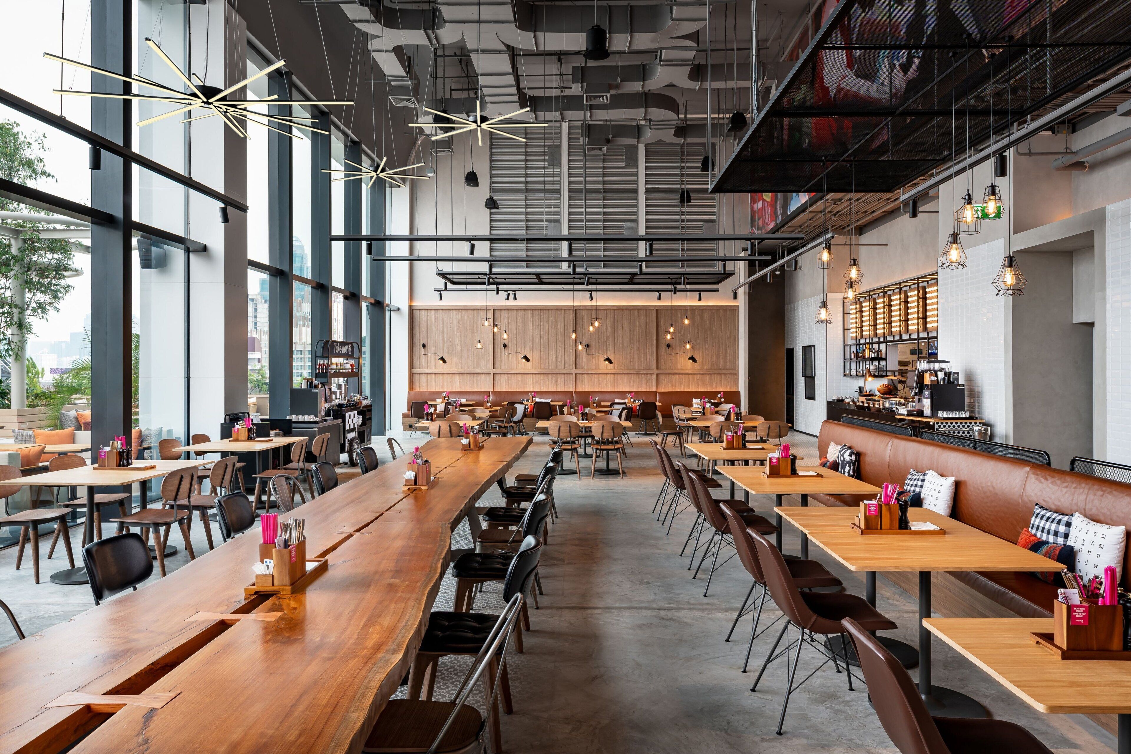 Photo - Moxy Bangkok Ratchaprasong