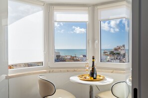 Interior - Deluxe Flat by Albufeira Holidays (Albufeira)