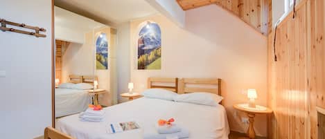 2 chambres, Wi-Fi gratuit, draps fournis