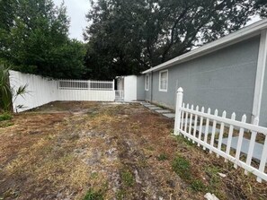 Property grounds - Sophisticated style in Tampa/ BuschGardens (Tampa)