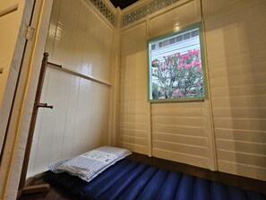 Rom – comfort, 1 soverom, ikke-røyk | 1 soverom, wi-fi (inkludert) og sengetøy