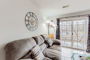 TV - Light-filled Branson condo with open layout, well-equipped kitchenette, & patio (Branson)