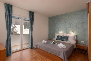 Familielejlighed - flere soveværelser - mod havet (Family Resort Santa Maria II) | 1 soveværelse, gratis Wi-Fi, sengetøj