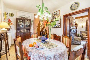 Dining - Villa Paola Private Pool Gym in Chianti (Montespertoli)