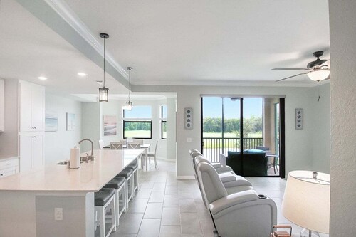 Enjoy lake and golf views from this Lakewood National condo - Sunsational