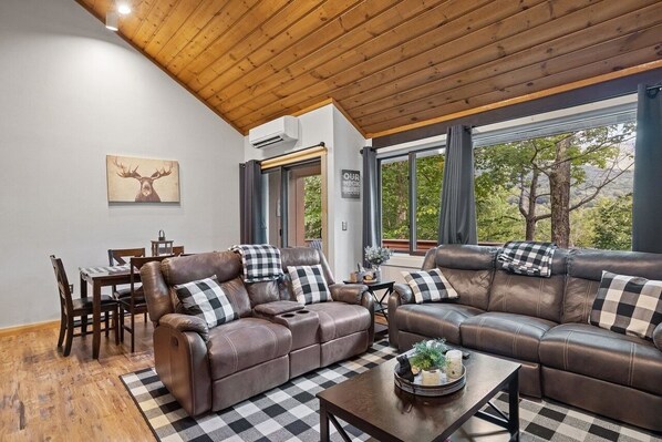 スマートテレビ、暖炉