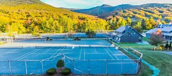 The Mountain Retreat - Loon Mtn - Pools - Views - Shuttle Service