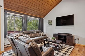 Smart-tv en een open haard