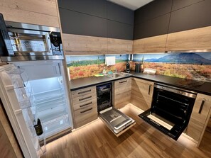 Fridge, microwave, oven, dishwasher