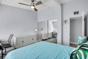 3 soverom, skrivebord, strykejern/-brett og wi-fi