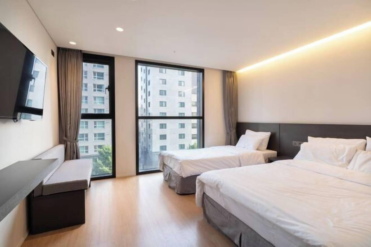In-room safe, blackout drapes, WiFi (free), bed sheets