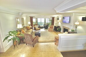 TV, aparelho de som, escritórios