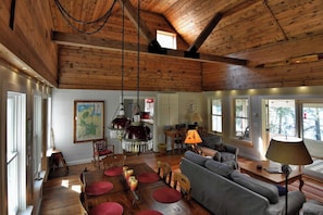 Smart TV y chimenea