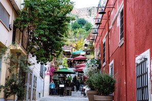 Exterior - Athens Muses Suites (Athens)