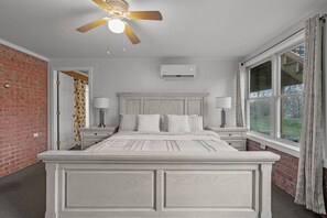 6 habitaciones, escritorio, cuna de viaje y wifi gratis