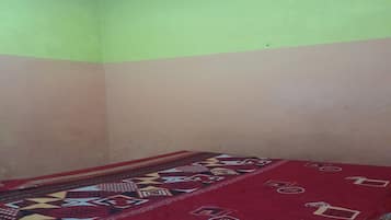 Kamar Double Ekonomi | Wi-Fi gratis dan seprai linen