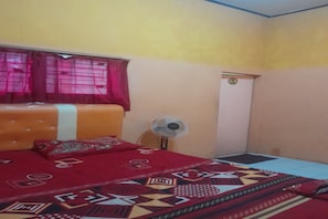Economy Double Room - Hotel O Kamboja Homestay Syariah (Medan)