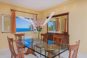 Villa | 5 soverom og barnesenger (inkludert)