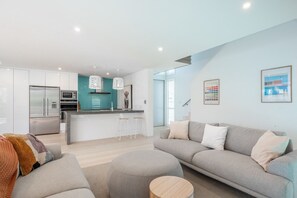 Smart TV, fireplace, offices