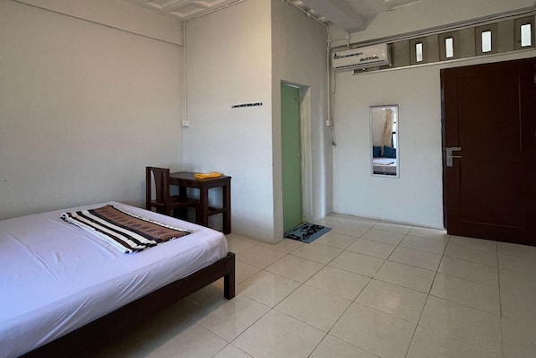 Standard Suite | Bed sheets