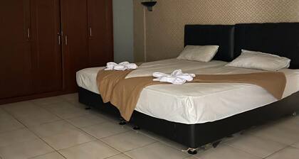 Hotel O Saril Riverside HomestayNearLapangan Musara Alun
