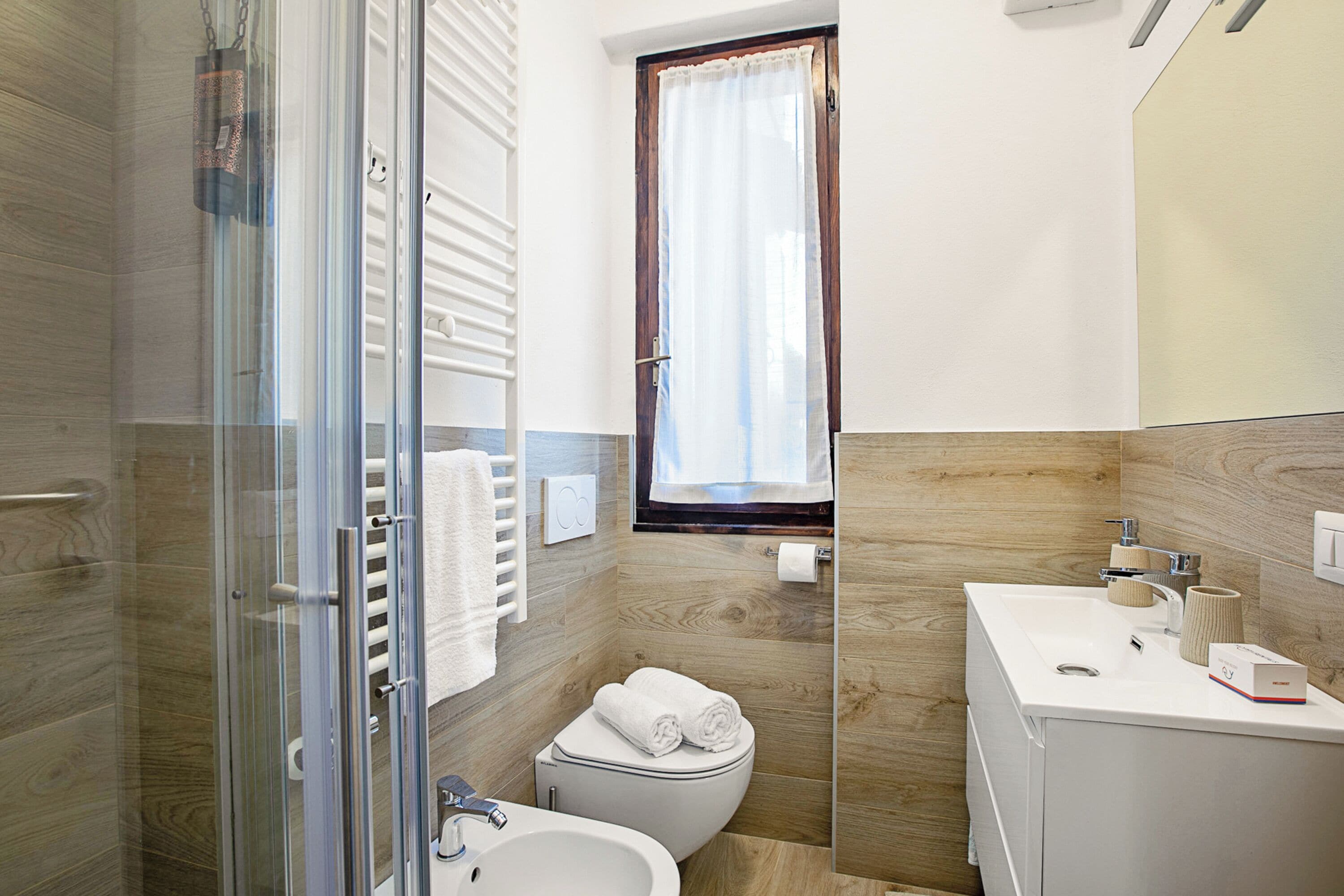 Family House, Multiple Bedrooms, Mountainside (Lake View Terrace Over The Borromean) | Bathroom | Shower, hair dryer, bidet, towels