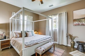 1 bedroom, desk, iron/ironing board, WiFi