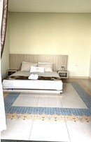 华丽开间 | 办公桌、床单